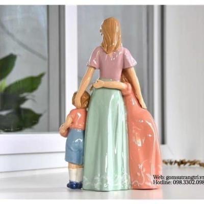 TƯỢNG SỨ CAO CẤP - TÌNH MẸ CON